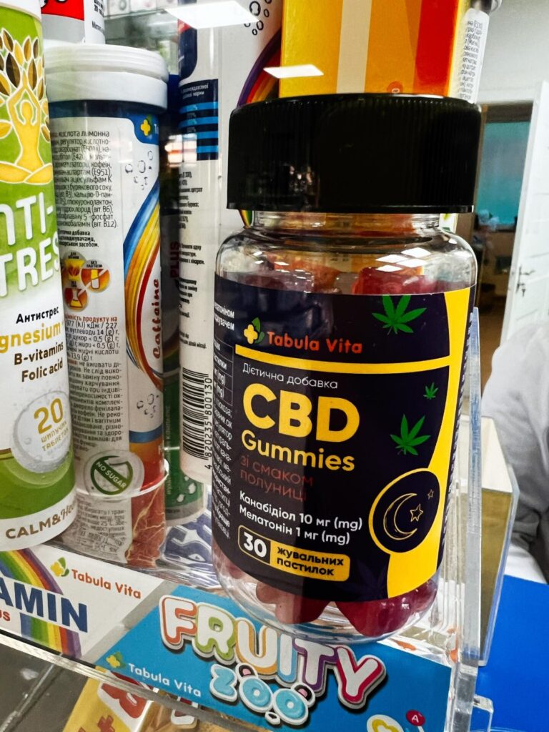 reading a cannabis label